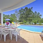 Villa Elanor By *